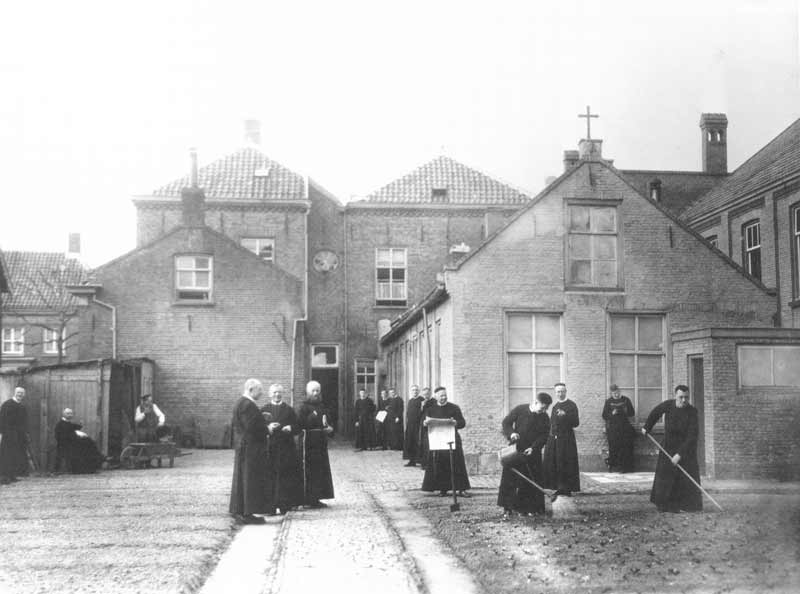 Bestand:Broeders Grotestraat 198.jpg