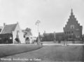 Links het pand Grotestraat 247 voor de uitbreiding (SALHA, fotonr.WAA40018).